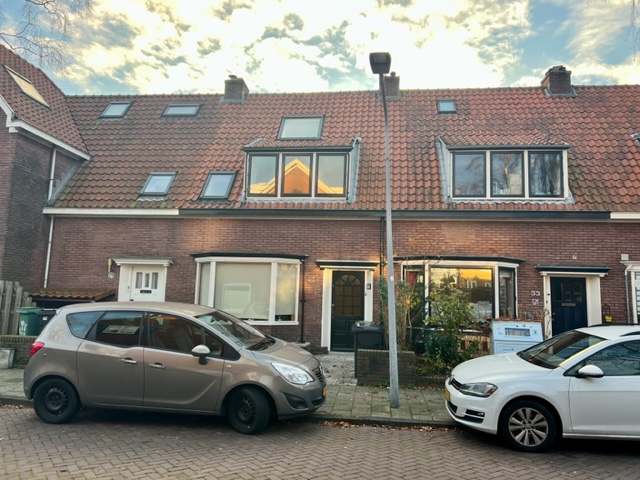 163093427.jpg